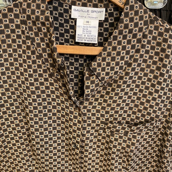 Patterned pant and shirt outfit, elastic waist pants size 12 and top size 14. - Picture 4 of 8